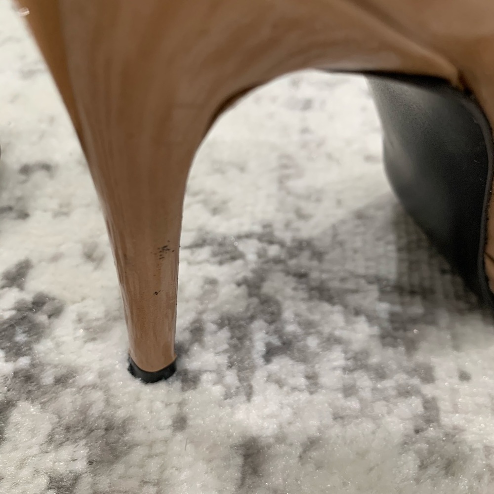 Stuart Weitzman Beatrix Adobe Pump - image 3